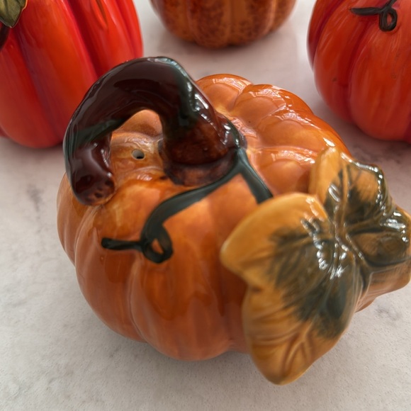 Ceramic Pumpkins set of 4 Fall Thanksgiving Halloween - Picture 5 of 6